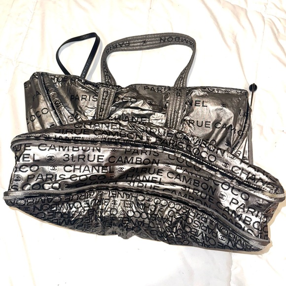 Chanel 31 Rue Cambon Shoulder Bag - Picture 11 of 16